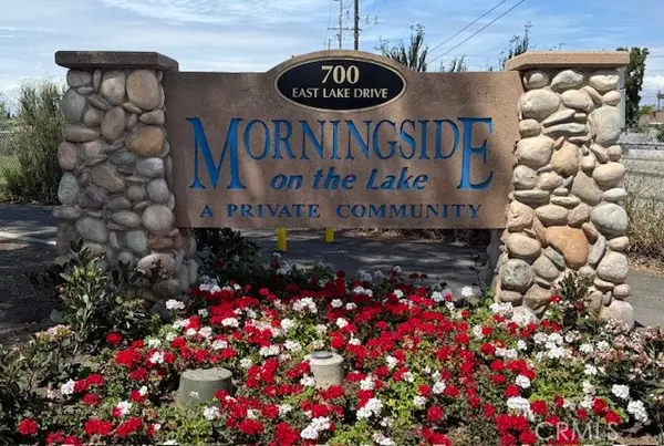 700 Lake Drive  #52, Orange, CA 92866