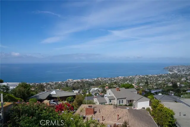 1375 La Mirada, Laguna Beach, CA 92651 - #1