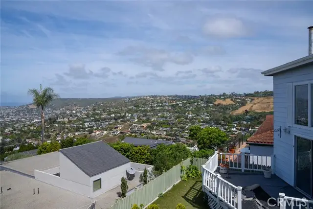 1375 La Mirada, Laguna Beach, CA 92651 - #3