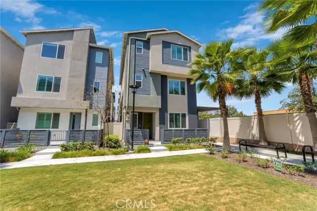 925 3rd, Santa Ana, CA 92701 - #1