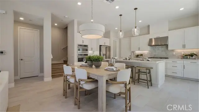 27309 Black Walnut Place, Valencia, CA 91381 - #3