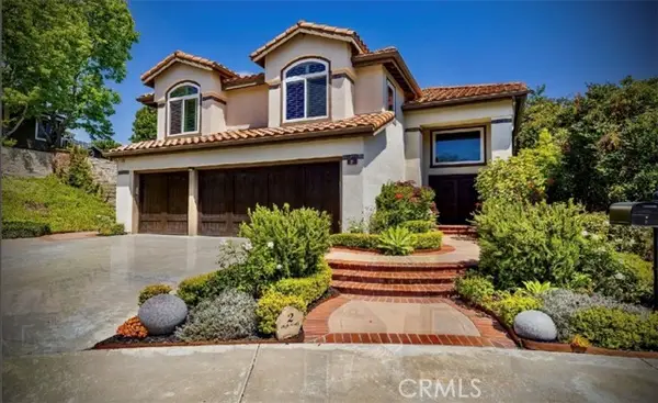 2 High Bluff, Laguna Niguel, CA 92677