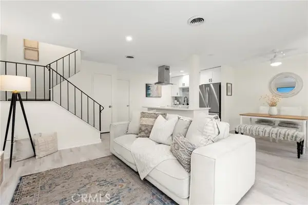 1632 Iowa Street  #B, Costa Mesa, CA 92626