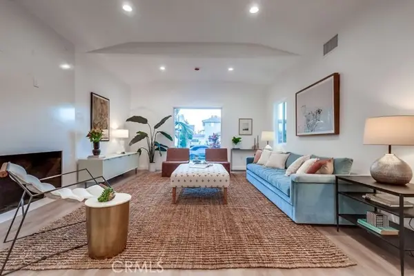 4016 6th Avenue, Los Angeles, CA 90008