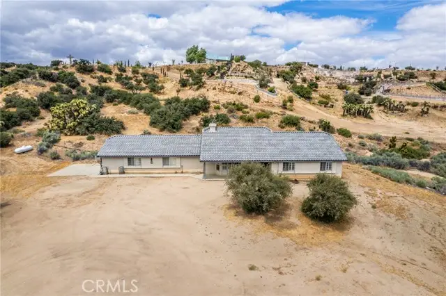 6861 Oak Hill Road, Hesperia, CA 92344 - #1