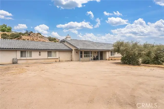 6861 Oak Hill Road, Hesperia, CA 92344 - #2