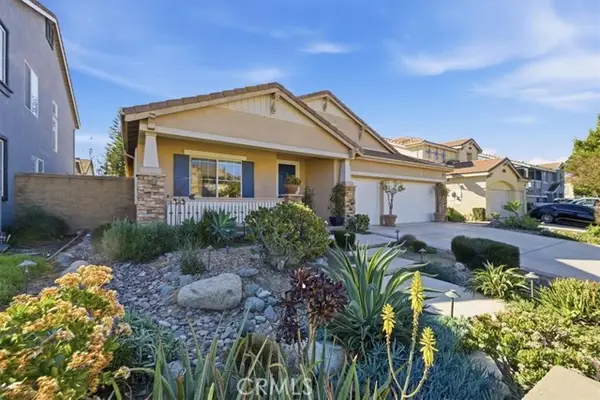 13747 Robinbrook Court, Corona, CA 92880