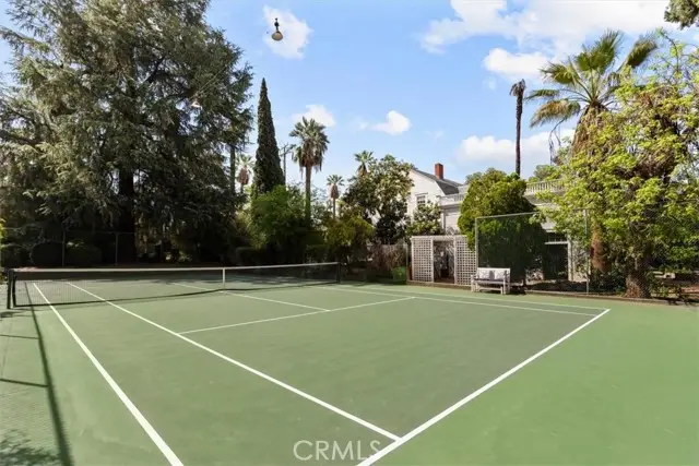 1012 Highland Ave., Redlands, CA 92373 - #3