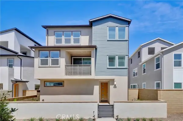 426 Lobata, Irvine, CA 92618