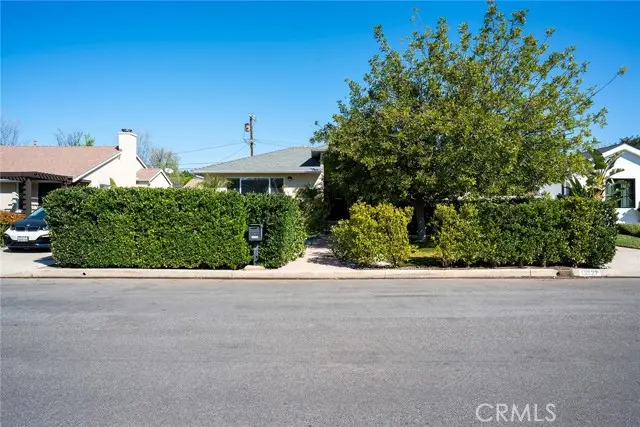 13927 Otsego St, Sherman Oaks, CA 91423 - #2