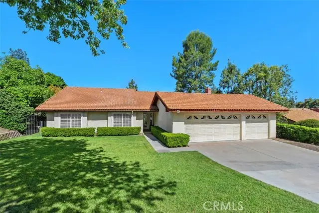 5625 Via Terreno, Riverside, CA 92506 - #1