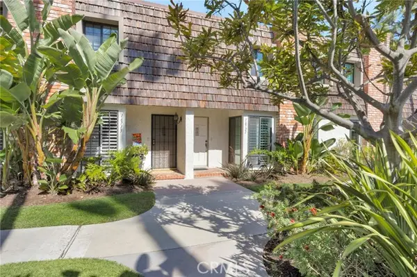 16721 Castaway, Huntington Beach, CA 92649