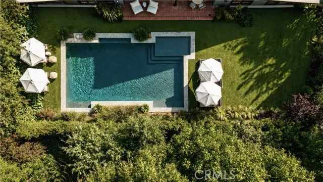 18837 Paseo Nuevo, Tarzana, CA 91356 - #2