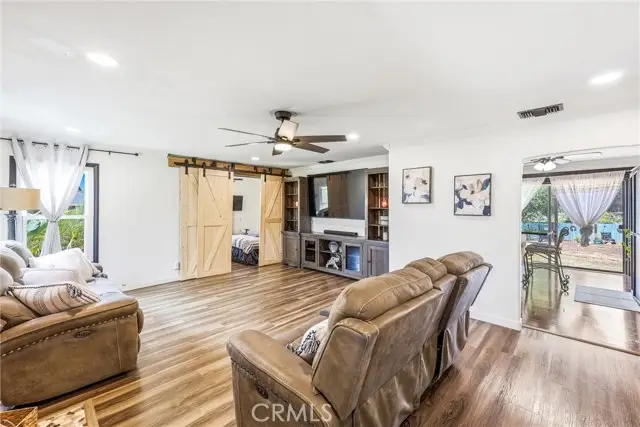 33538 Colorado St, Yucaipa, CA 92399 - #2