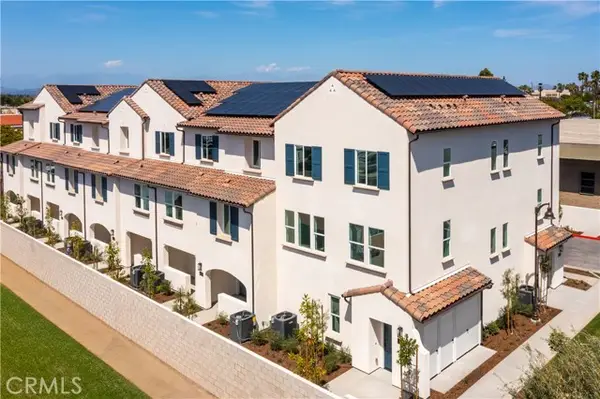 160 Tierra Lane, Cypress, CA 90630