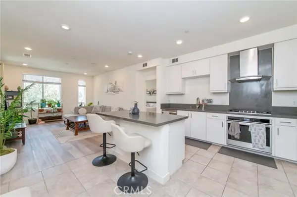 2342 Nolita, Irvine, CA 92612
