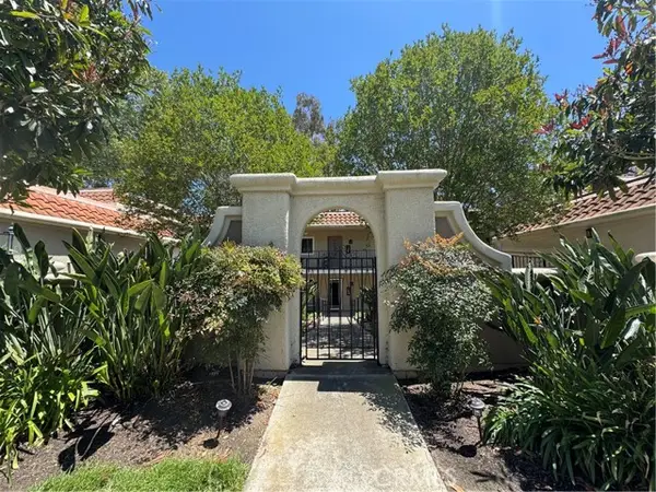 5529 Via La Mesa  #A, Laguna Woods, CA 92637