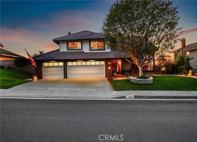 2704 North Vista Heights Avenue, Orange, CA 92867 - #3