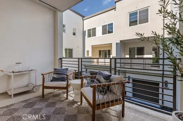 7255 Aura Circle, Huntington Beach, CA 92647
