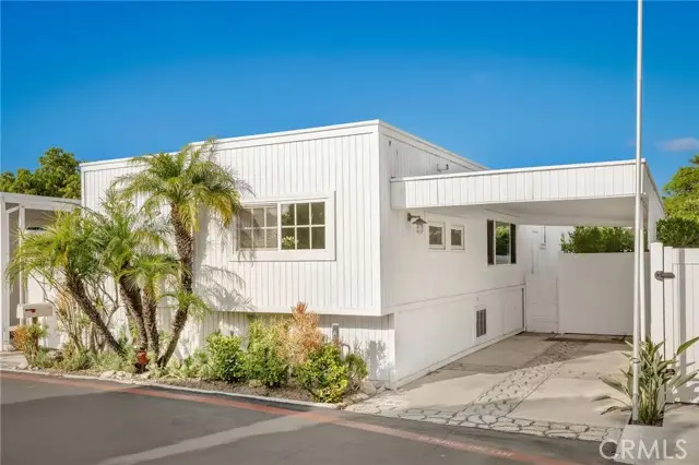 265 Mayflower, Newport Beach, CA 92660 - #1