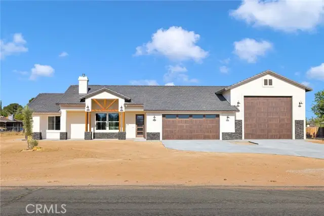 13710 Iroquois Road, Apple Valley, CA 92307 - #1