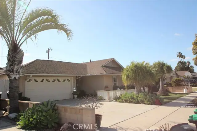 1067 Cheyenne Street, Costa Mesa, CA 92626 - #3