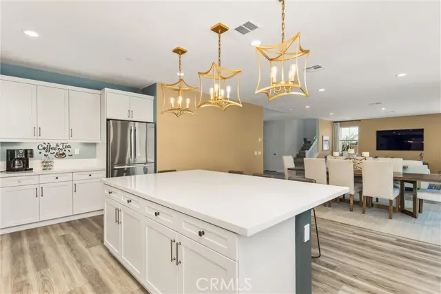 1173 Matterhorn, Riverside, CA 92506 - #2
