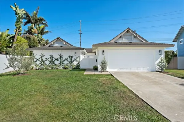 9202 Aloha Drive, Huntington Beach, CA 92646