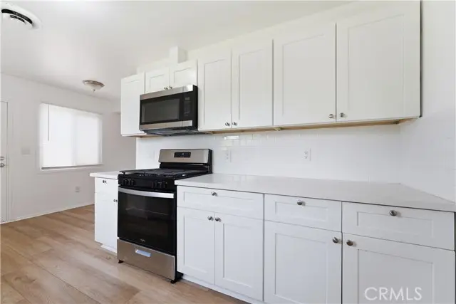 7738 Farralone, Canoga Park, CA 91304 - #2