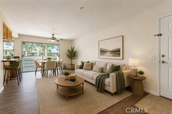 615 Fredricks  #104, Oceanside, CA 92058