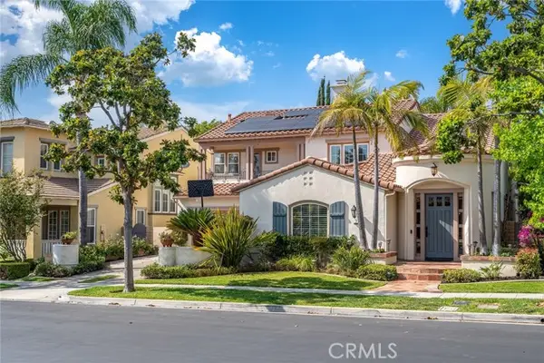 7 Bayleaf Ln, Irvine, CA 92620