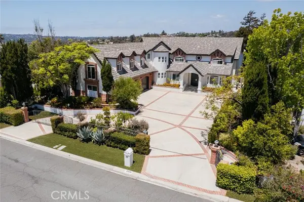 27070 Hidden Trail Road, Laguna Hills, CA 92653