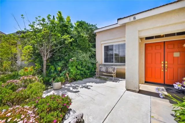 807 Lomond, Riverside, CA 92508 - #3