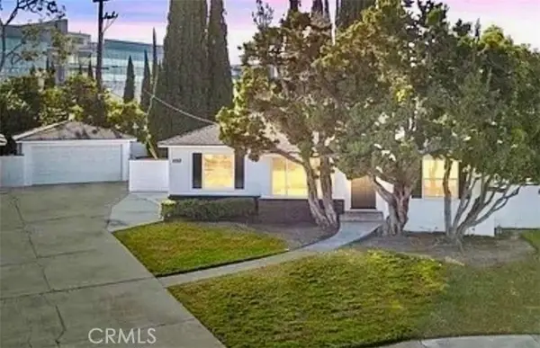 1052 Palmyra, Orange, CA 92868