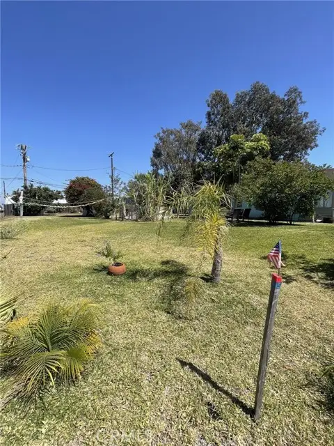 2410 Florida, Huntington Beach, CA 92648