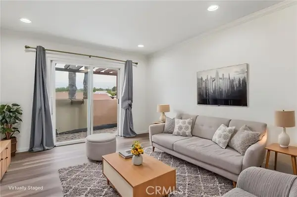799 Gianni Drive  #210, Corona, CA 92879