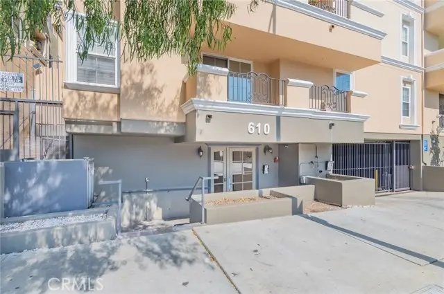 610 Wilton Place  #402, Los Angeles, CA 90005 - #2