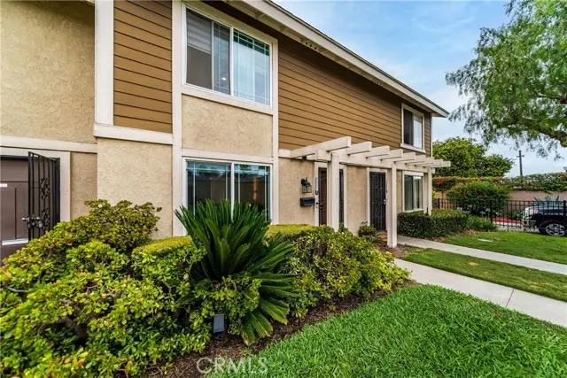 2921 S Sycamore St  #E, Santa Ana, CA 92707 - #2