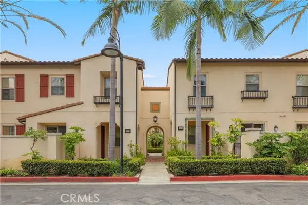 2925 Edinger Avenue, Santa Ana, CA 92704
