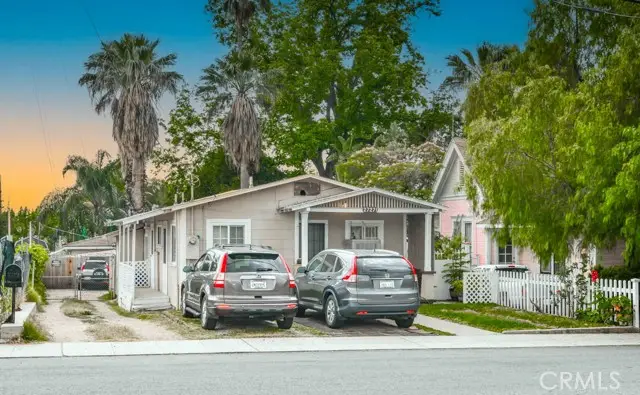 27271 Pacific St, Highland, CA 92346 - #2