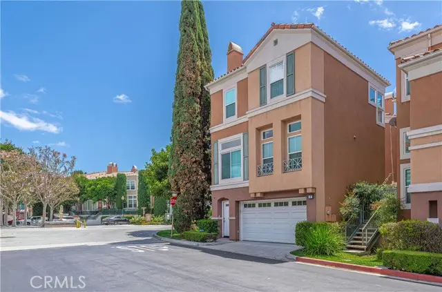 7 Medici Aisle, Irvine, CA 92606 - #2