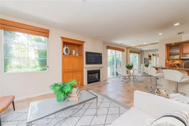37 Olivewood #59, Irvine, CA 92618 - #3