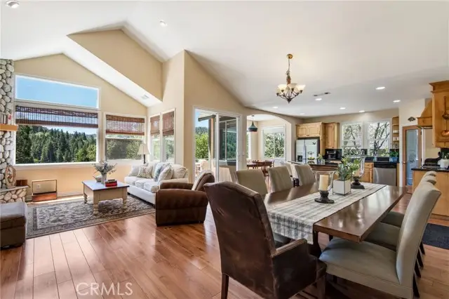 27347 Maplewood, Blue Jay, CA 92317 - #2