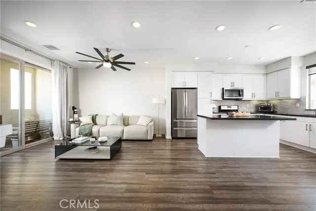 108 Cadence, Irvine, CA 92618 - #3