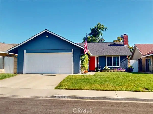 22332 Savona, Laguna Hills, CA 92653