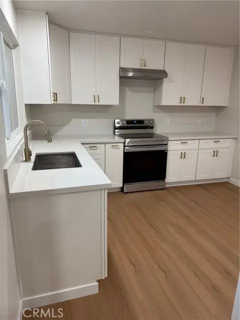 1321 Standard  #B, Santa Ana, CA 92707