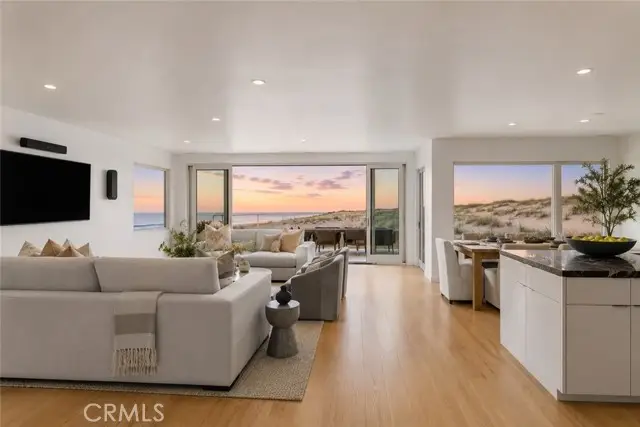 1554 Oceanfront, Newport Beach, CA 92661 - #3