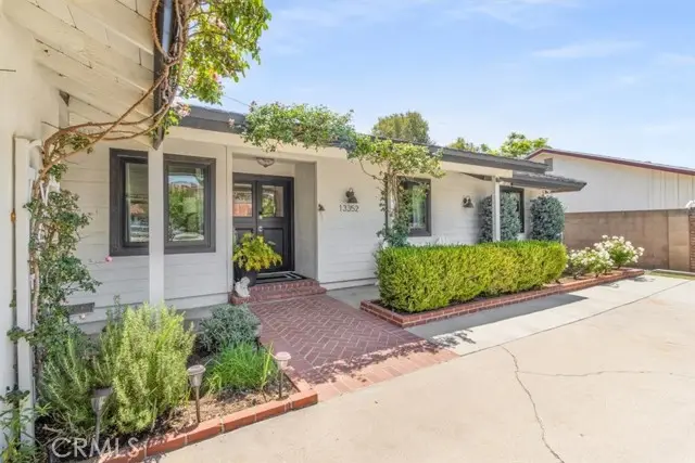 13352 Fairmont Way, Santa Ana, CA 92705 - #2