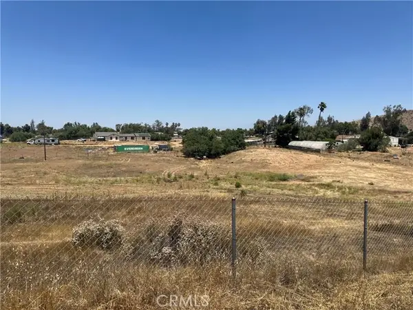 25361 Phillips, Perris, CA 92570