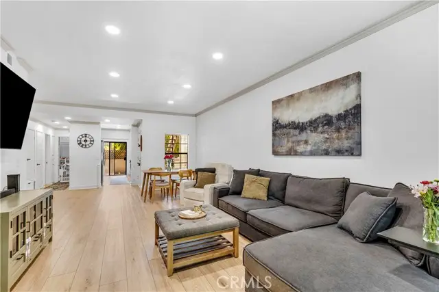 2542 Macarthur Boulevard, Santa Ana, CA 92704 - #3